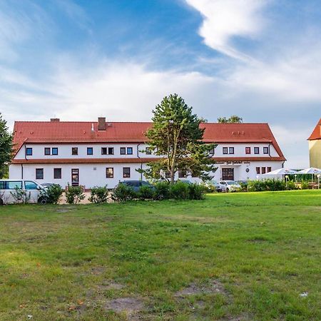 Hotel Und Restaurant "Zur Zwiebel" Пенемюнде Екстериор снимка