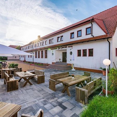 Hotel Und Restaurant "Zur Zwiebel" Пенемюнде Екстериор снимка