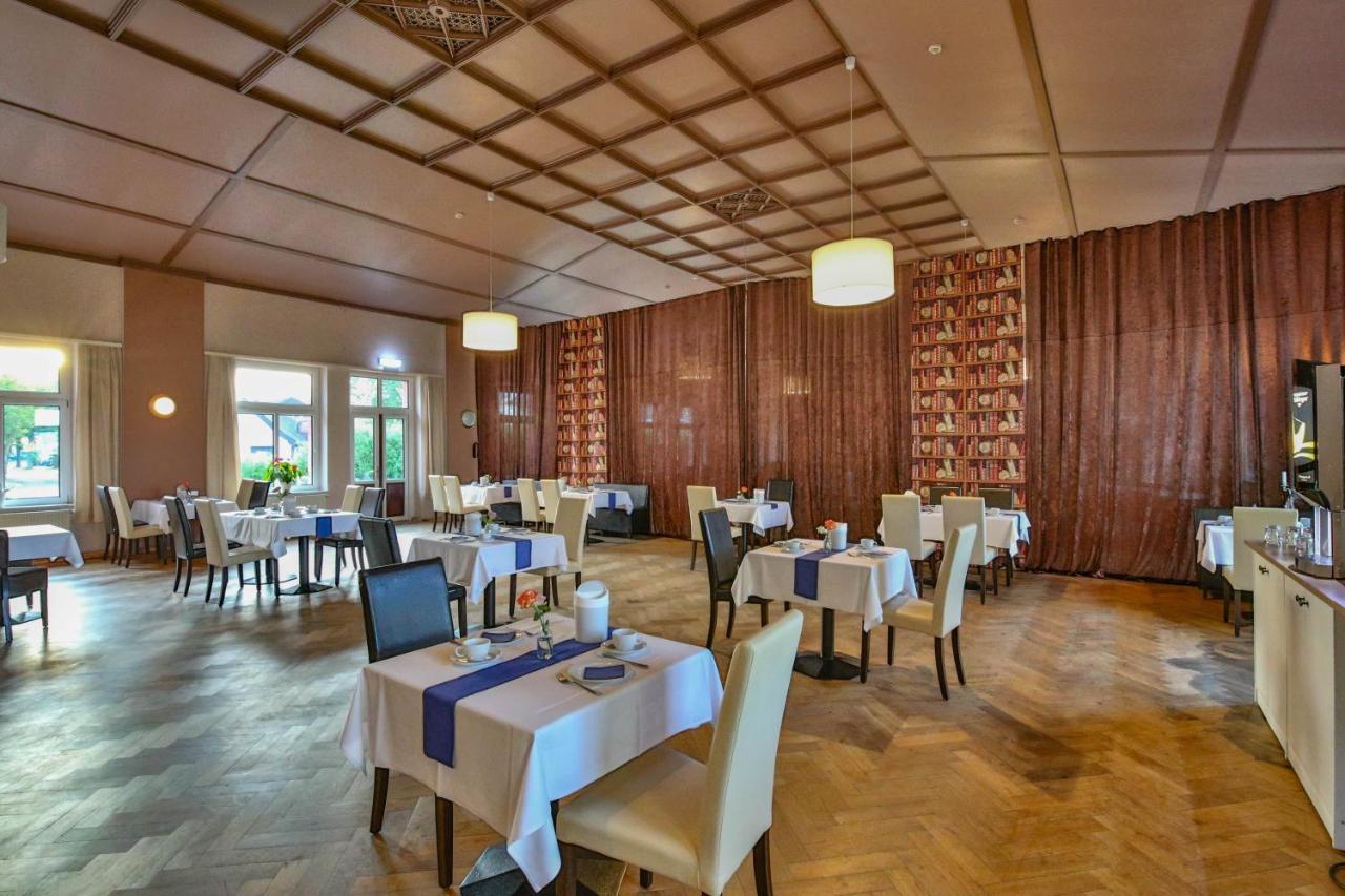Hotel Und Restaurant "Zur Zwiebel" Пенемюнде Екстериор снимка
